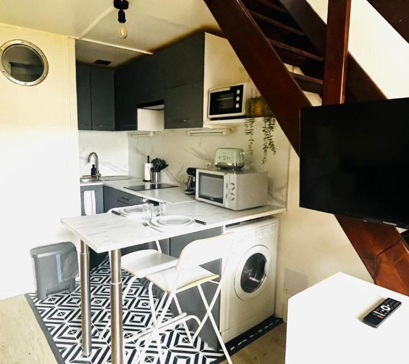 Photo of Others in Linas