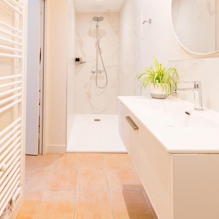 Photo of Bathroom in Maze-Milon