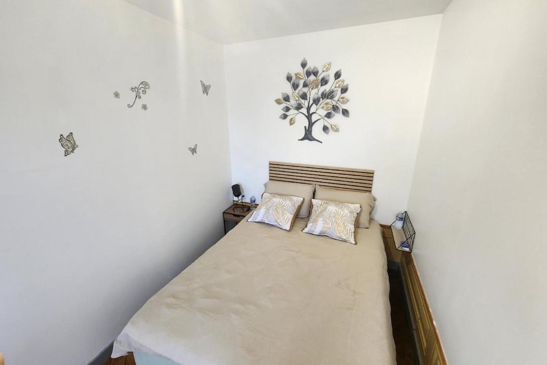 Photo of Bedroom in Gray-la-Ville