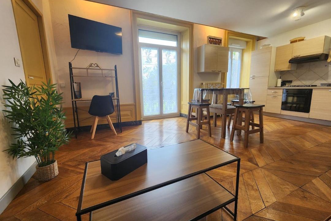 Photo of Others in Gray-la-Ville