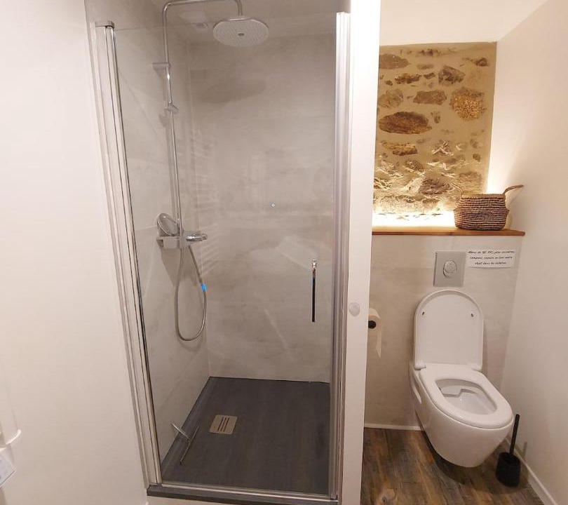 Photo of Bathroom in Ploudaniel