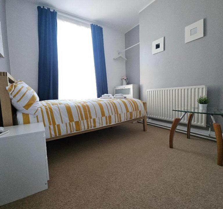 Photo of Bedroom in Walworth