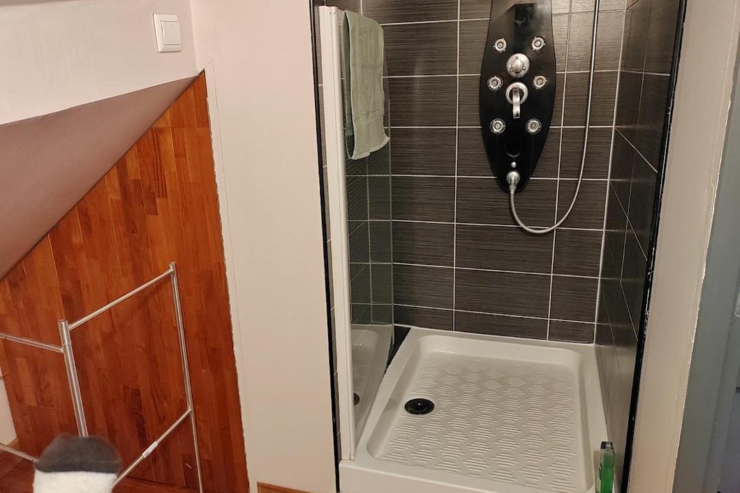 Photo of Bathroom in Dammartin-en-Goele