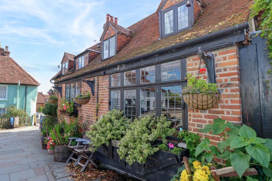 Photo of Others in Hamble-le-Rice