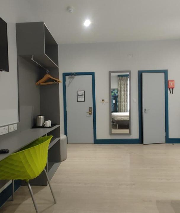 Photo of Others in West Thornton