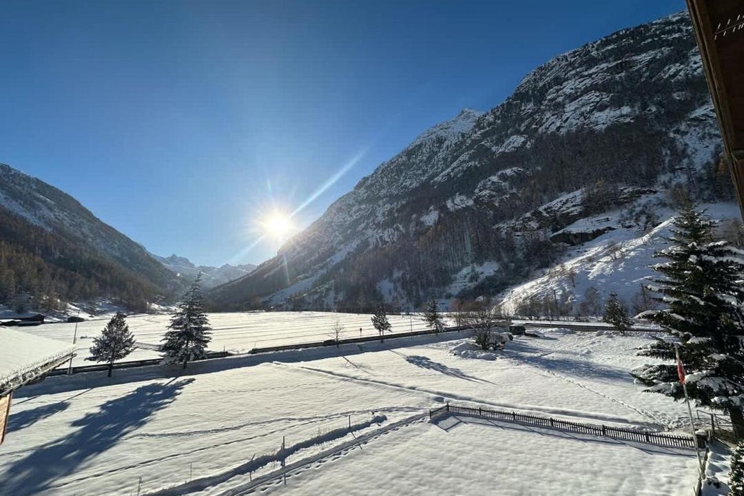 Photo of Others in Taesch