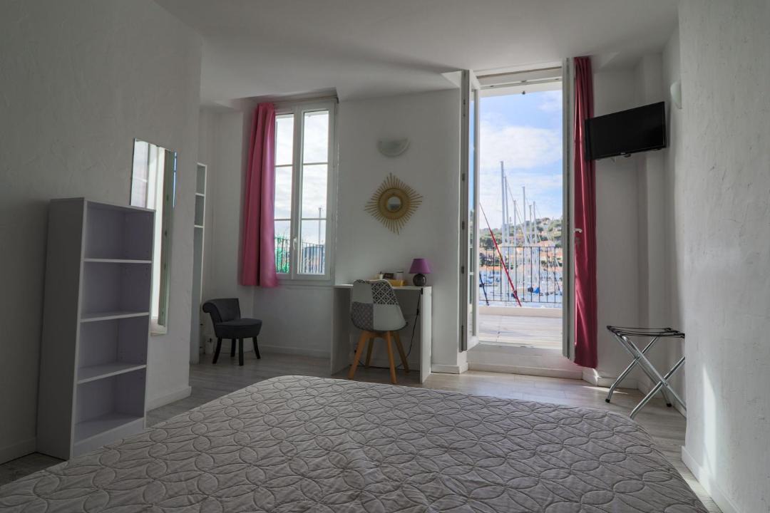 Photo of Others in Saint-Mandrier-sur-Mer