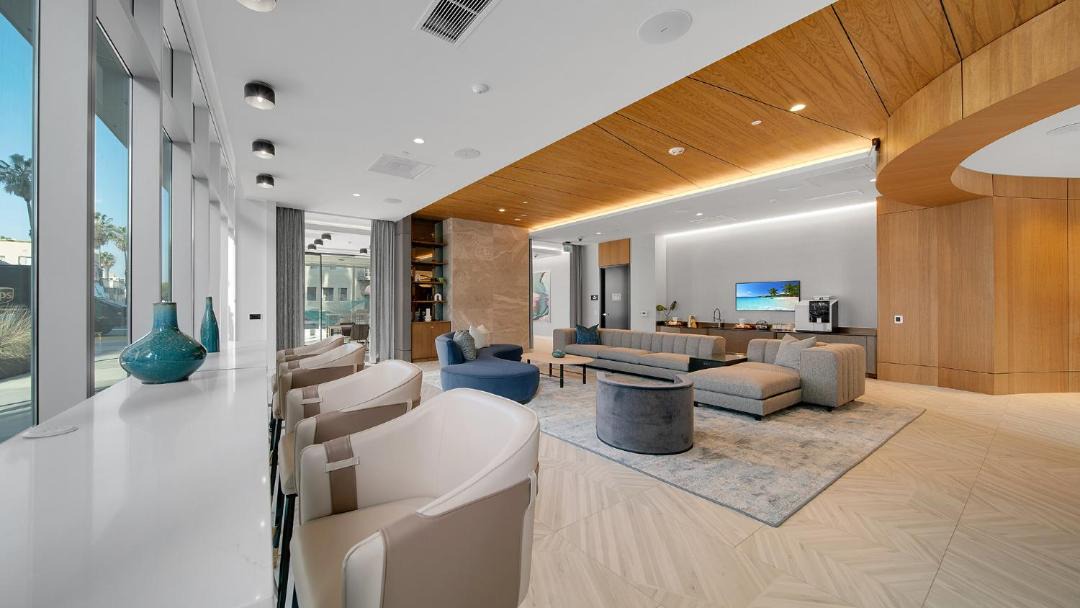 Photo of Livingroom in Alamitos Beach
