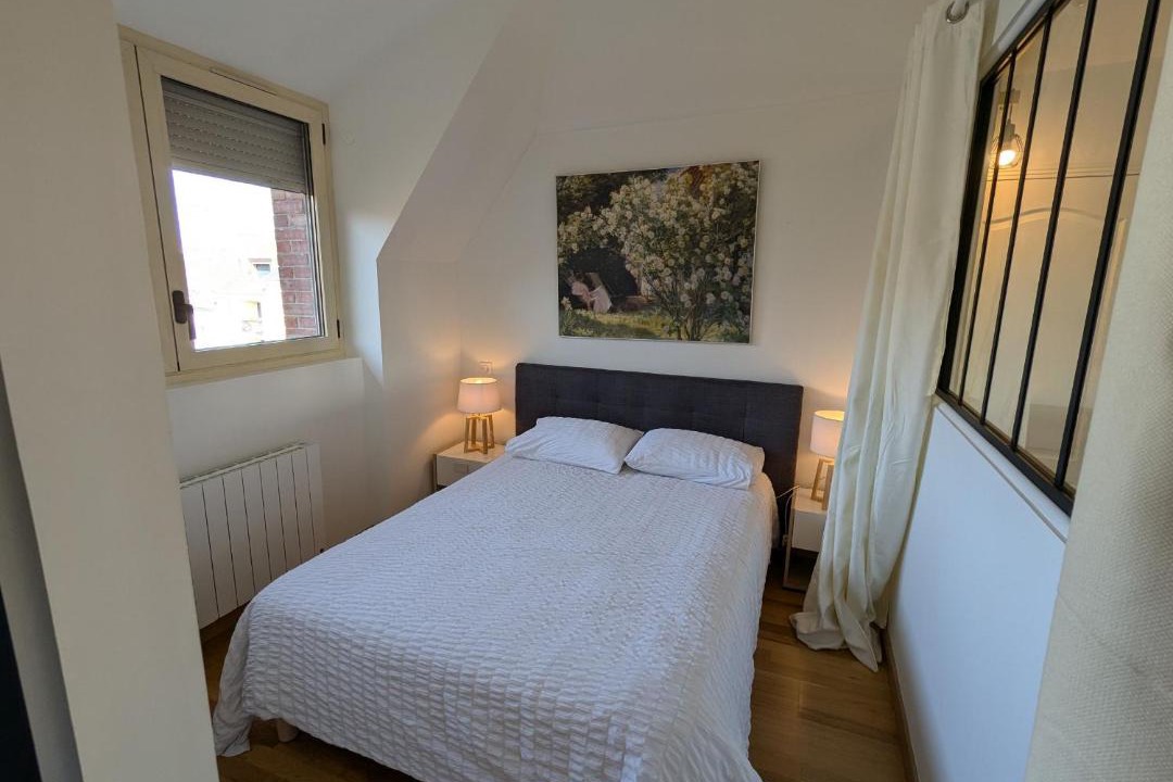 Photo of Bedroom in Montargis