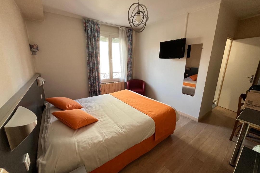Photo of Bedroom in Beaumont-sur-Sarthe