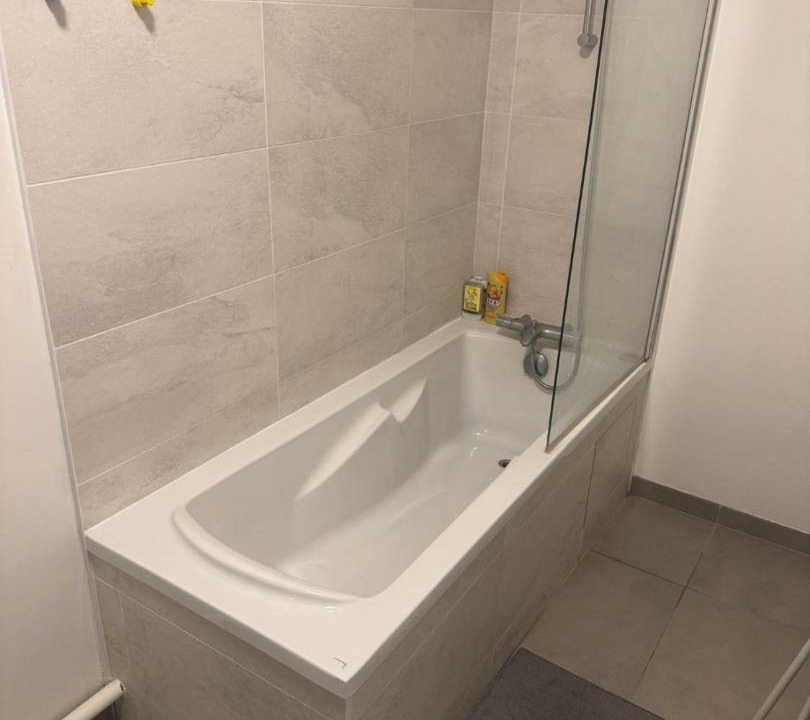 Photo of Bathroom in Clamart