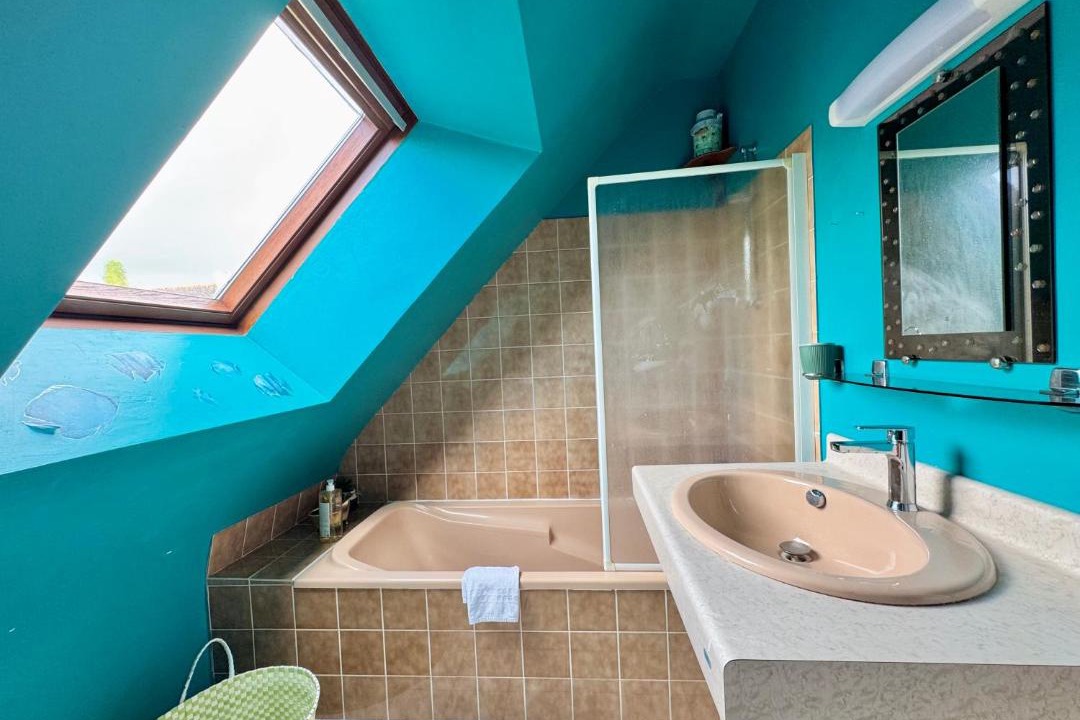 Photo of Bathroom in Chartres-de-Bretagne