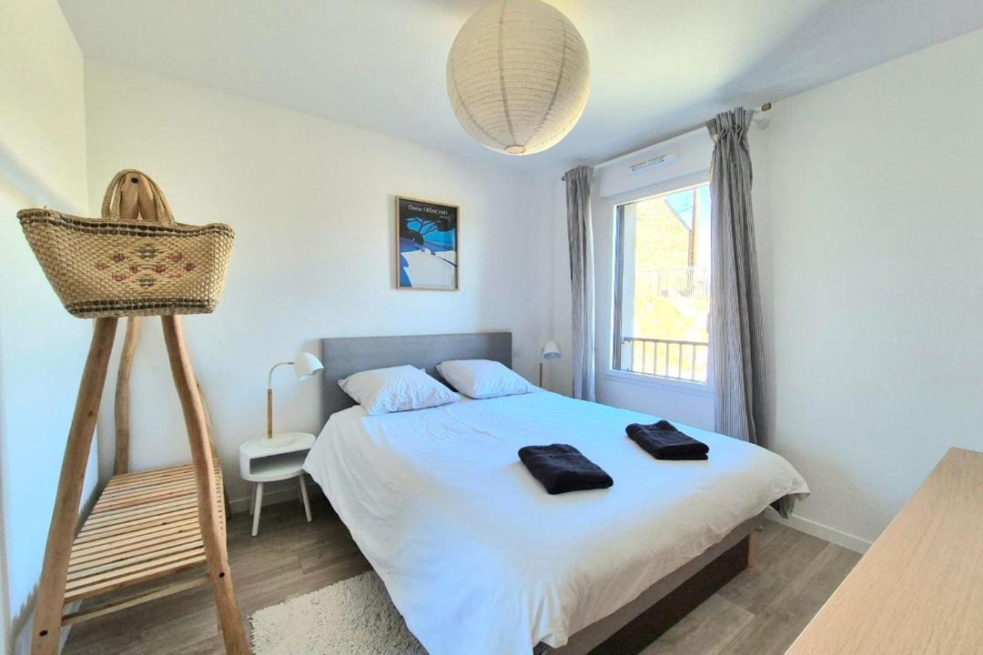Photo of Bedroom in Saint-Coulomb