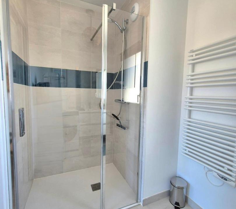 Photo of Bathroom in Saint-Coulomb