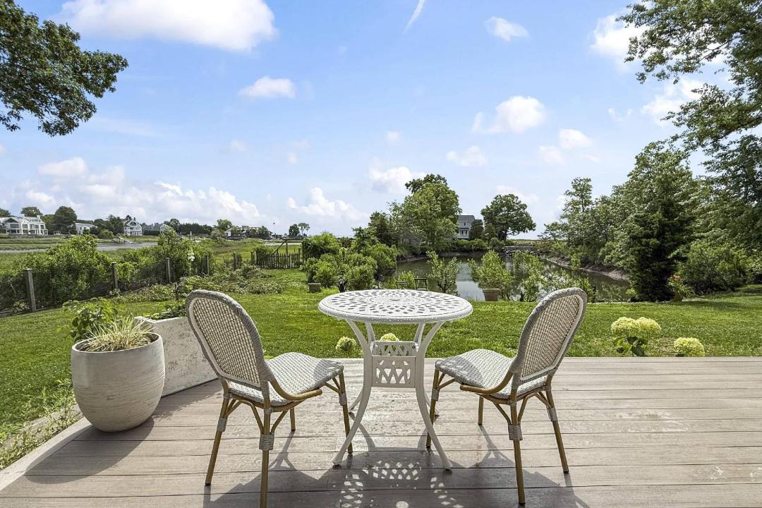 Photo of Patio Balcony in East Norwalk