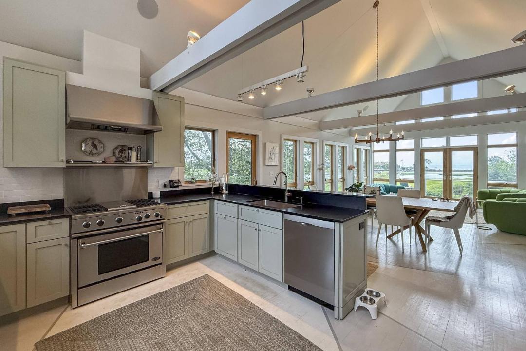 Photo of Kitchen in East Norwalk