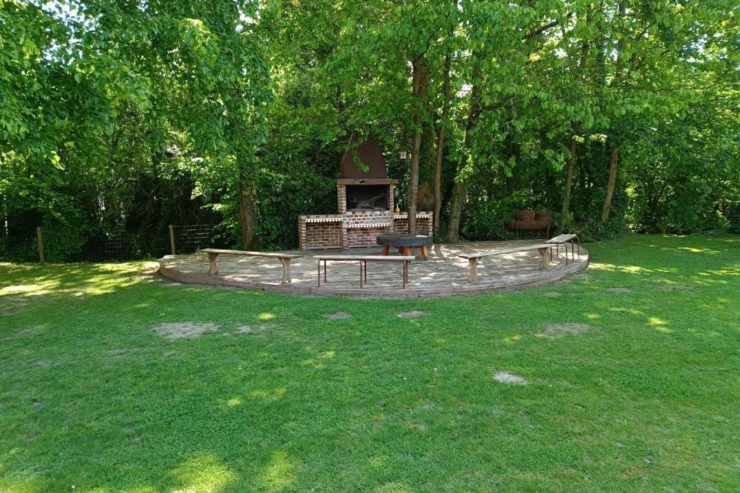 Photo of Others in Maisnieres