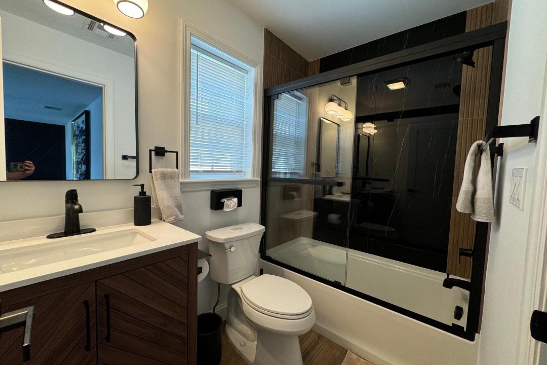 Photo of Bathroom in Weequahic