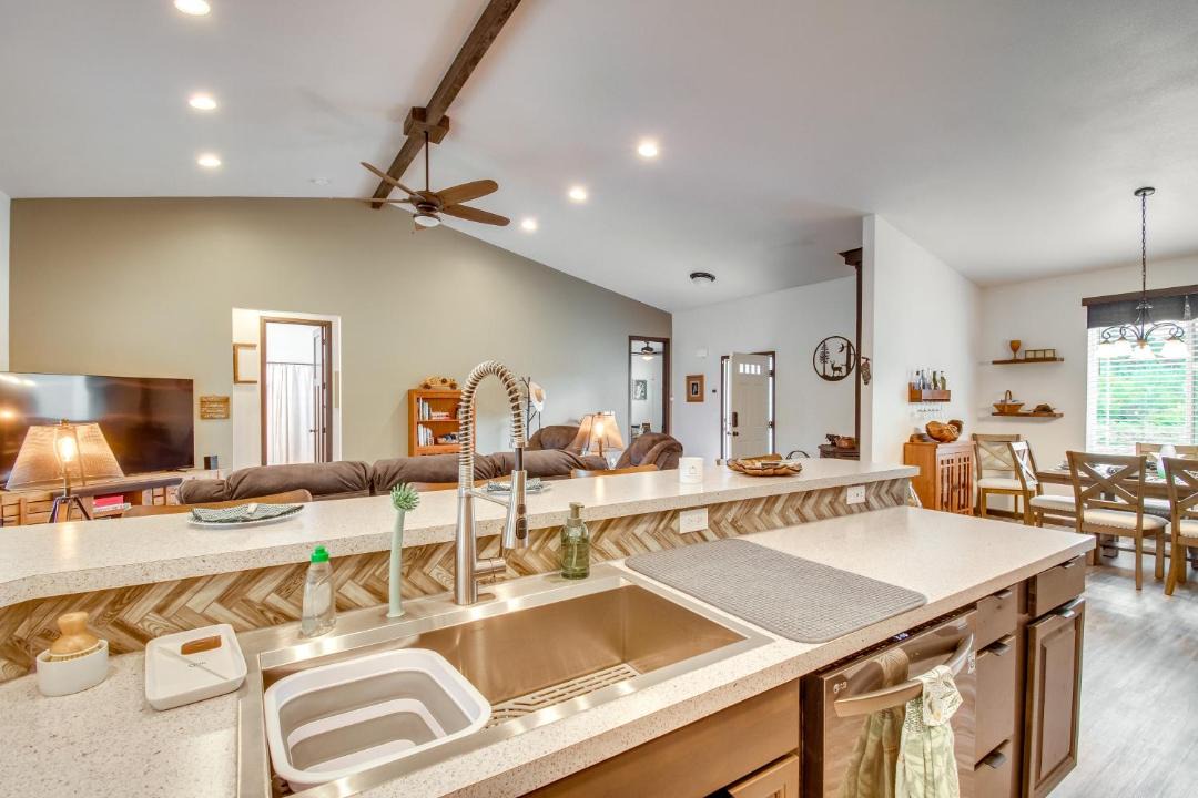 Photo of Others in Shelton