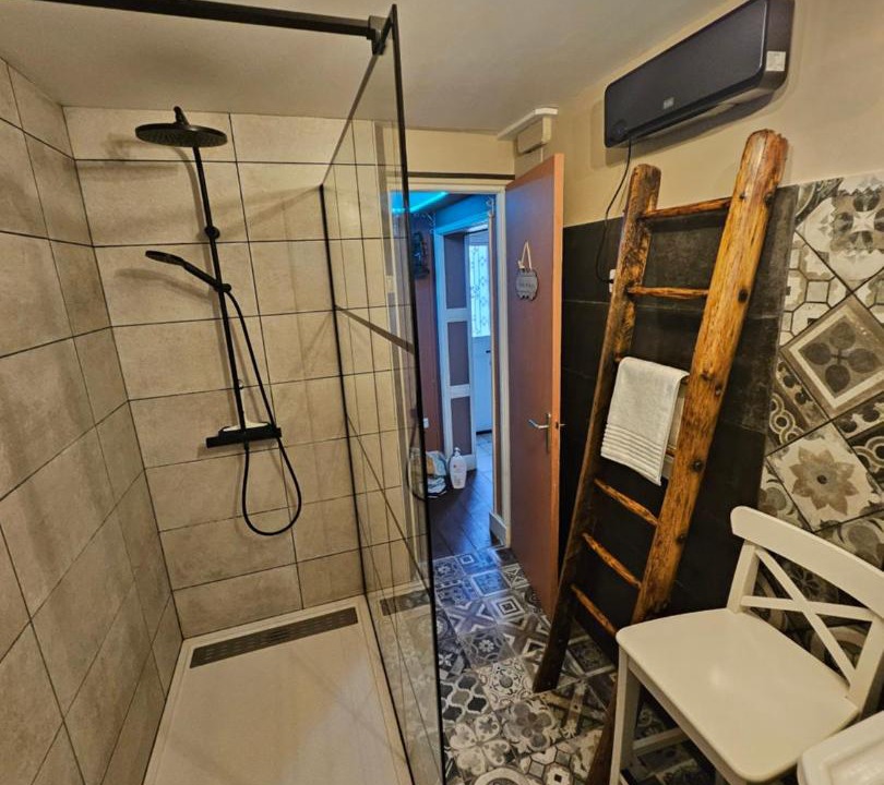 Photo of Bathroom in Maisnieres