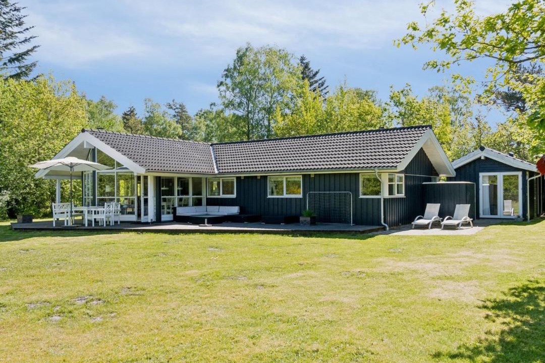 Photo of Others in Femmøller