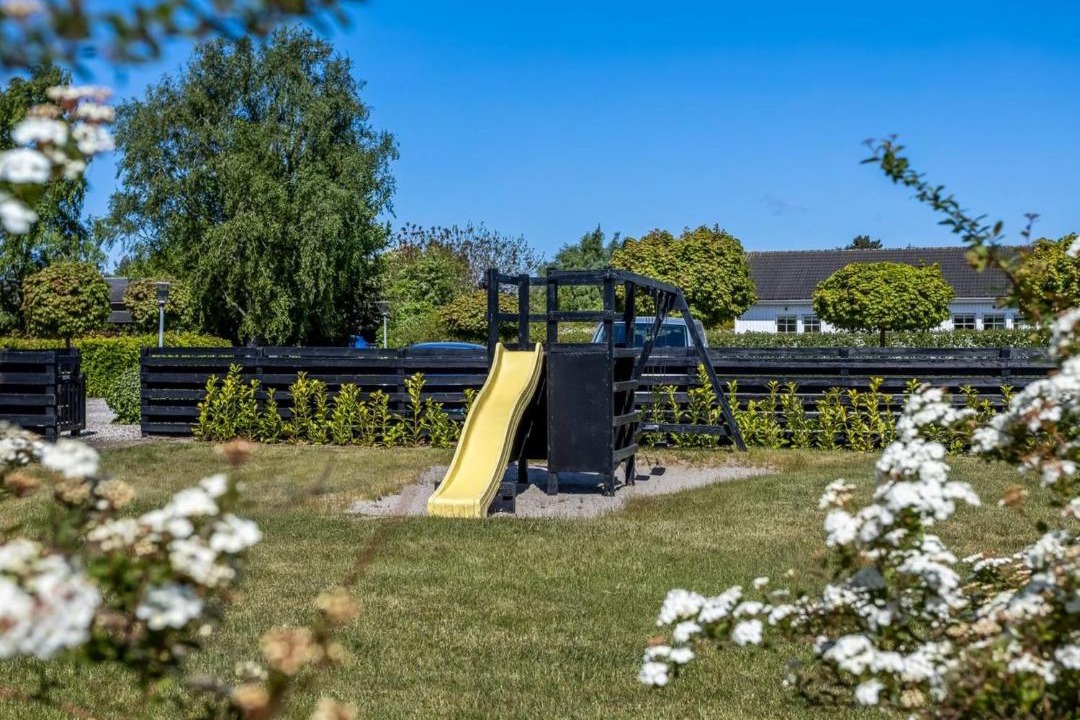 Photo of Others in Askeby