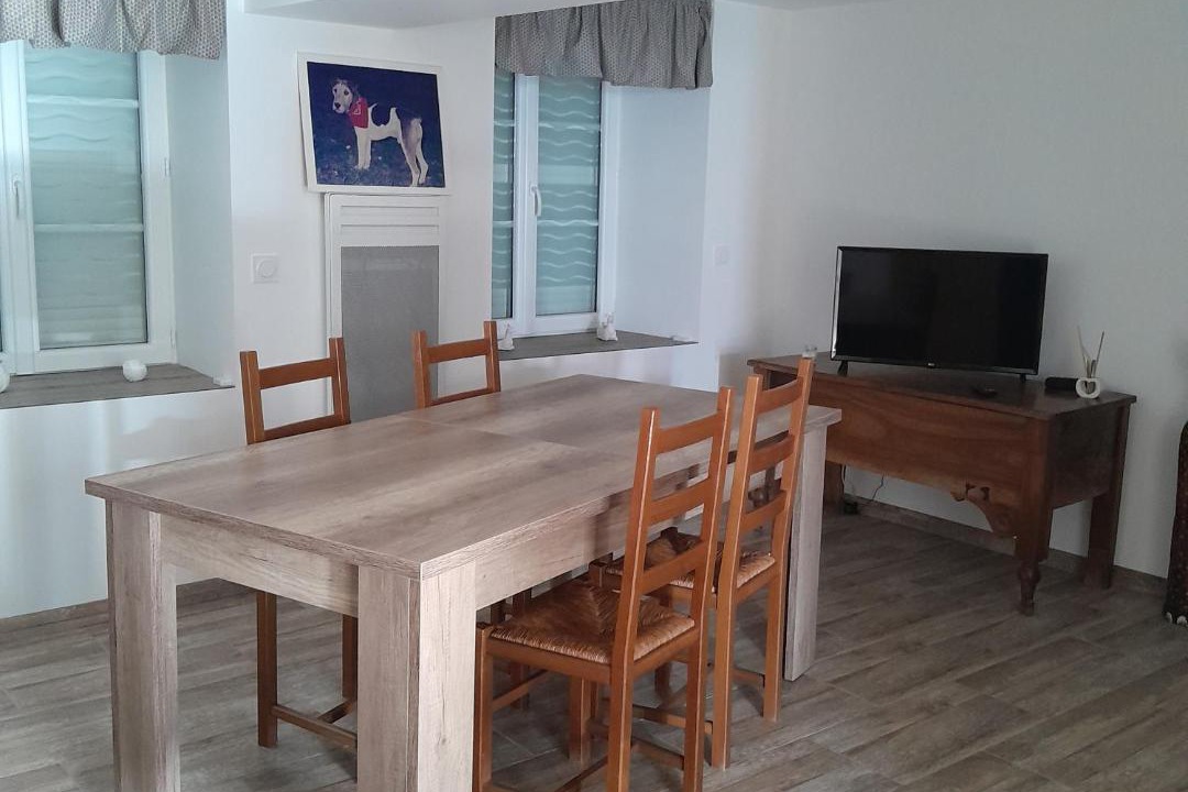 Photo of Others in Guesnes