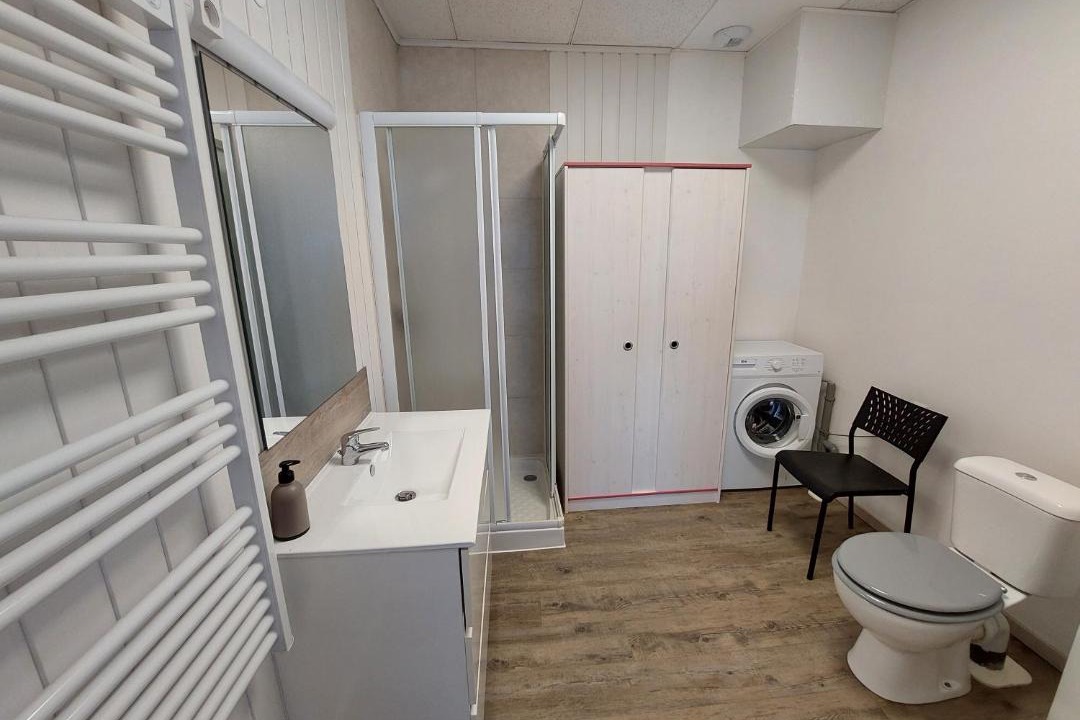 Photo of Bathroom in Saint-Gobain