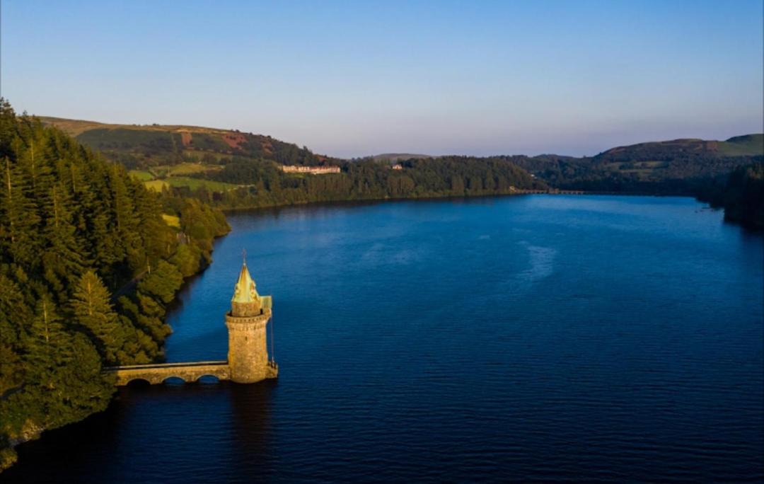 Photo of Others in Kingswood