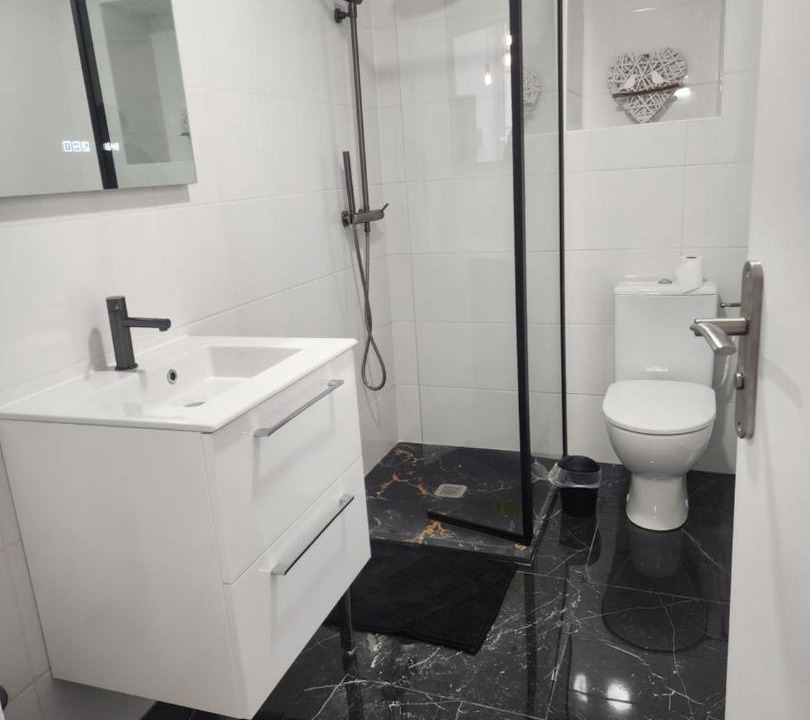 Photo of Bathroom in Richebourg - Saint-Clement