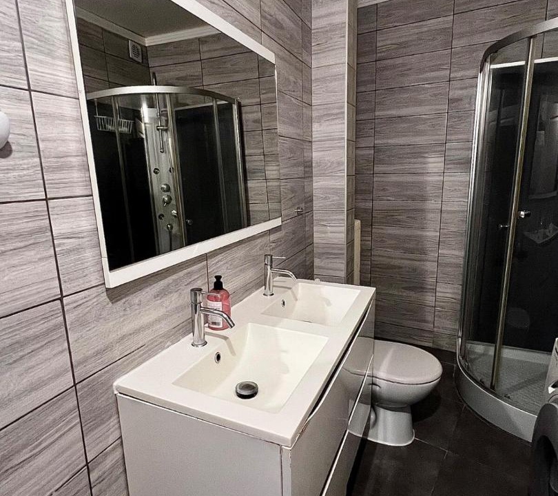 Photo of Bathroom in Manom
