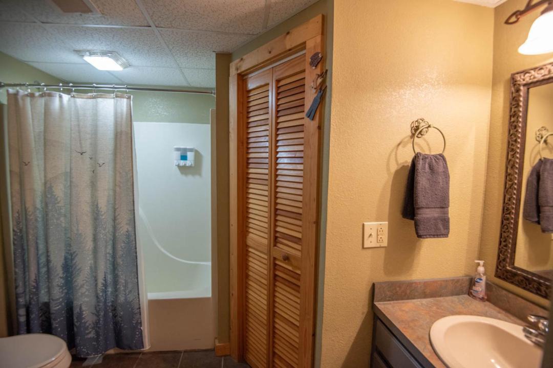 Photo of Bathroom in Crumpler
