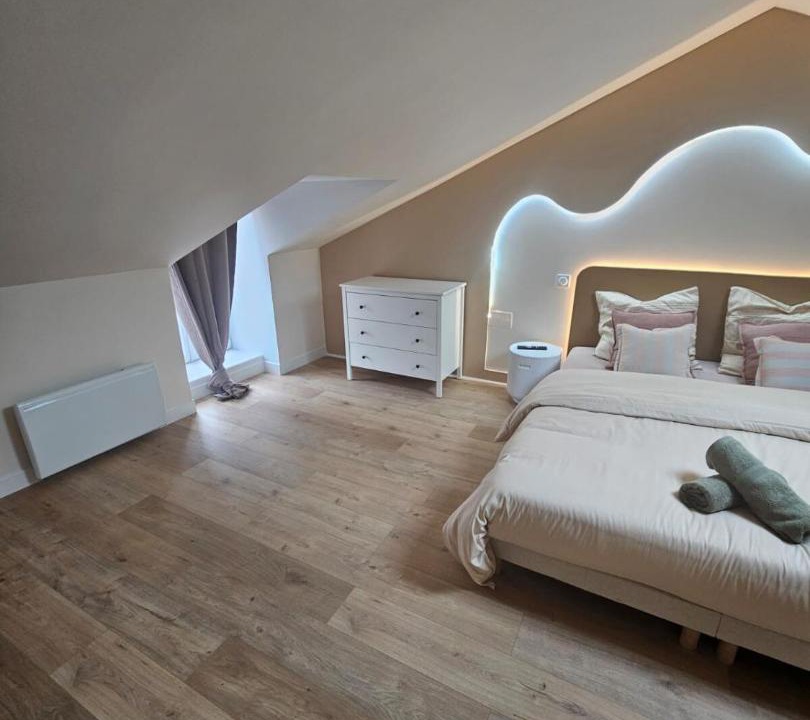 Photo of Bedroom in Escolives-Sainte-Camille
