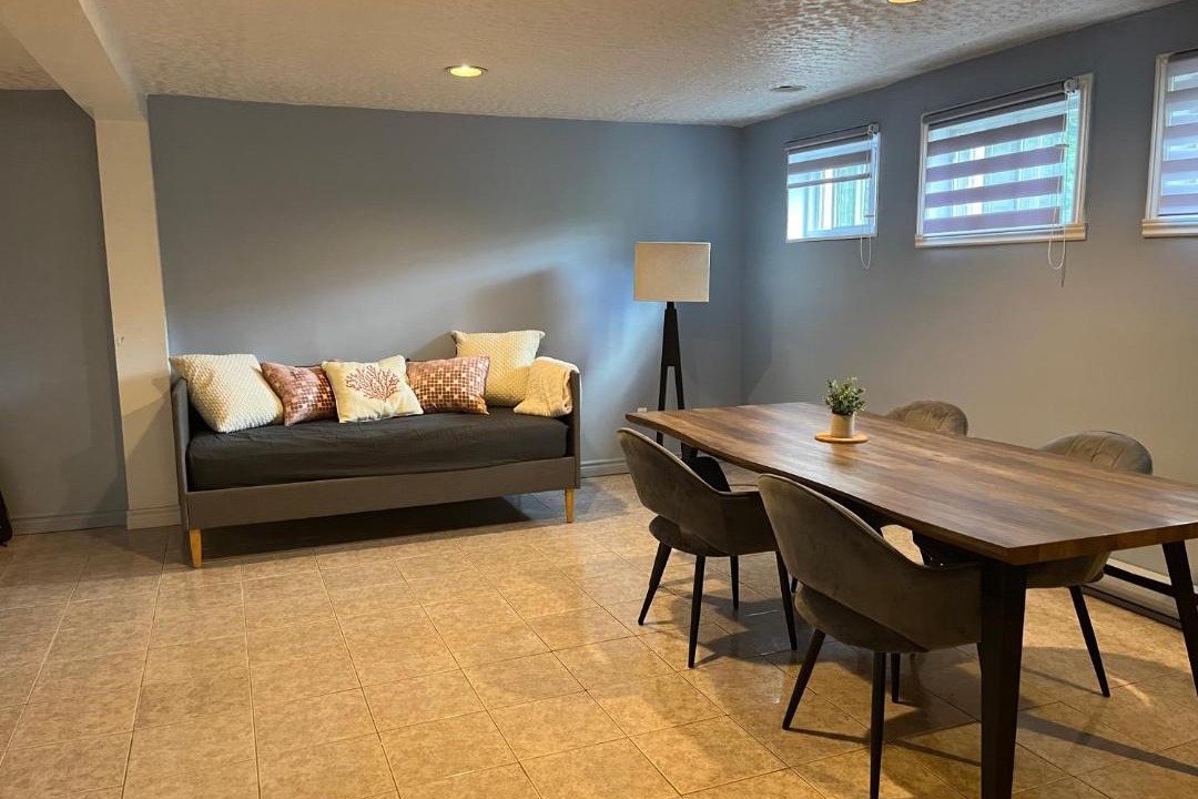 Photo of Livingroom in Cote-Des-Neiges—Notre-Dame-De-Grace