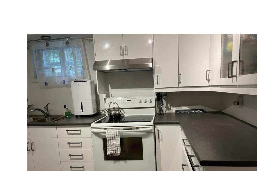 Photo of Kitchen in Cote-Des-Neiges—Notre-Dame-De-Grace