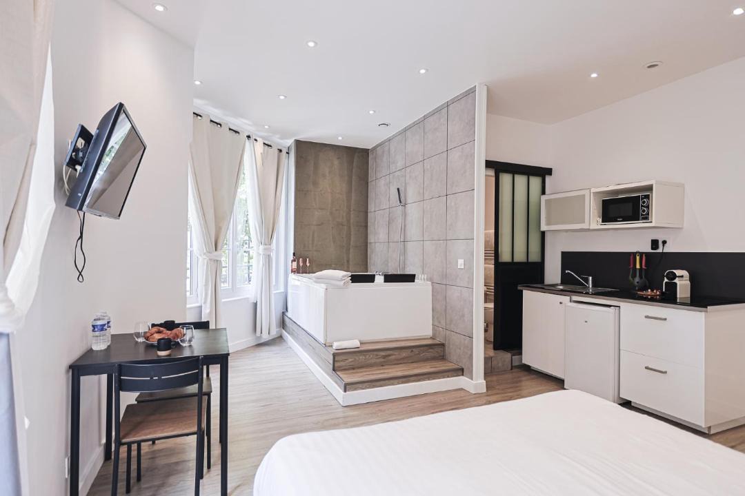 Photo of Others in Villette Gare