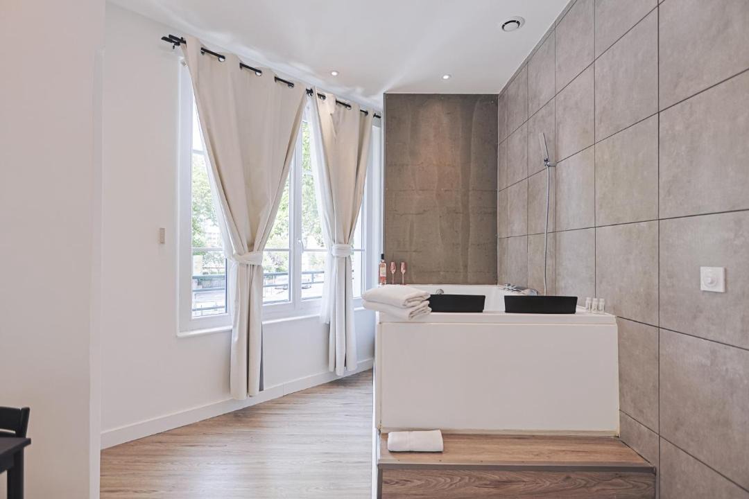 Photo of Others in Villette Gare