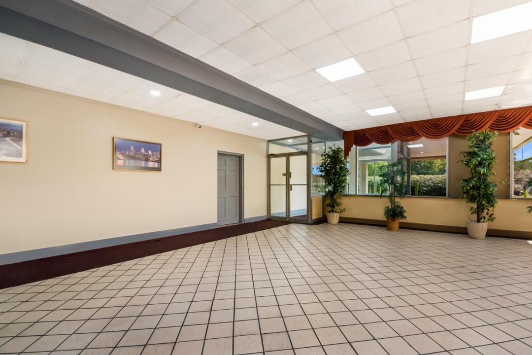 Photo of Others in Ogontz Campus