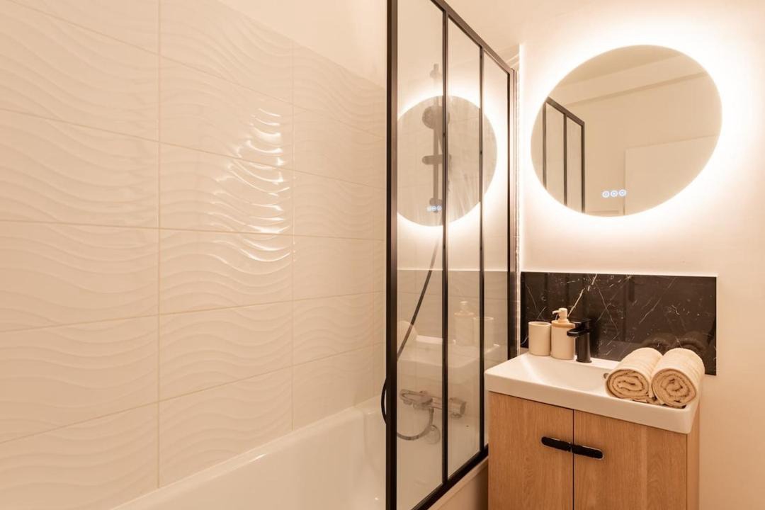 Photo of Bathroom in Quartier Vieux Marche-Cathedrale