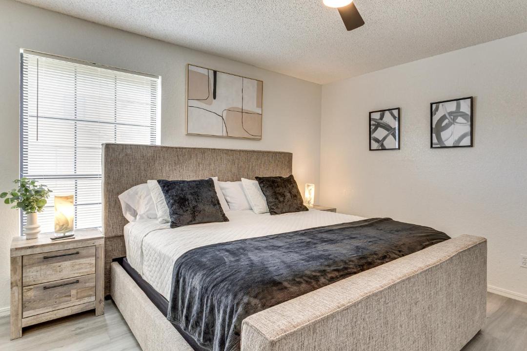 Photo of Bedroom in South Oklahoma City