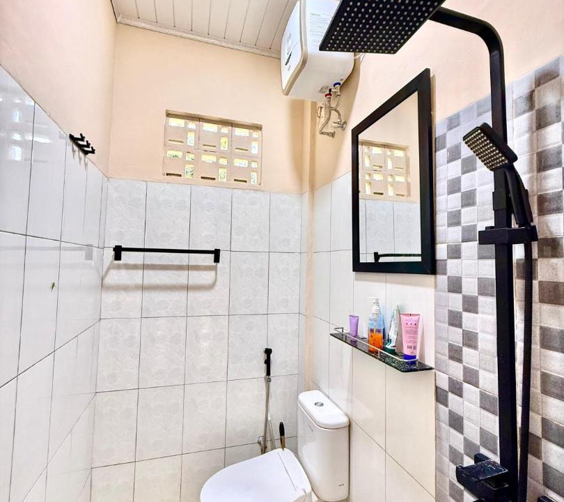 Photo of Bathroom in Kecamatan Gunungsari