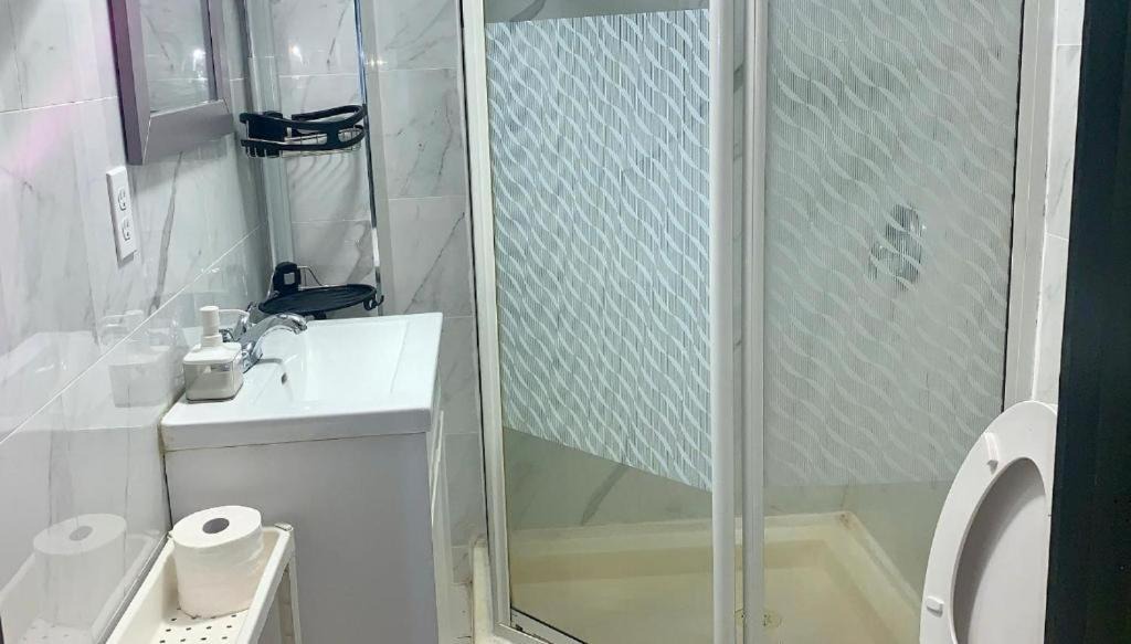 Photo of Bathroom in North End