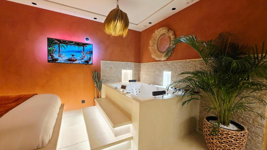 Photo of Others in Chambly