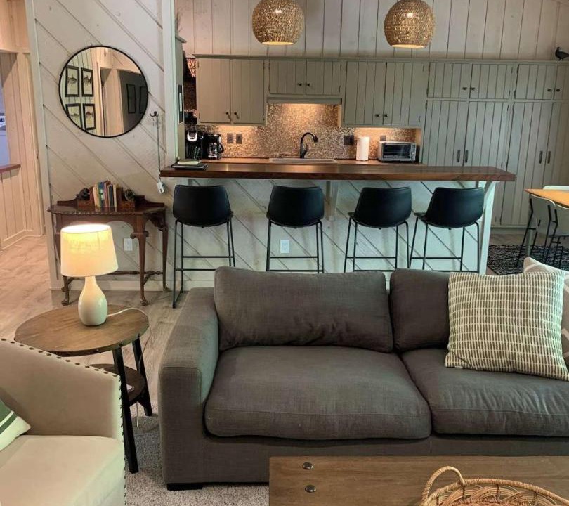 Photo of Livingroom in Bellaire