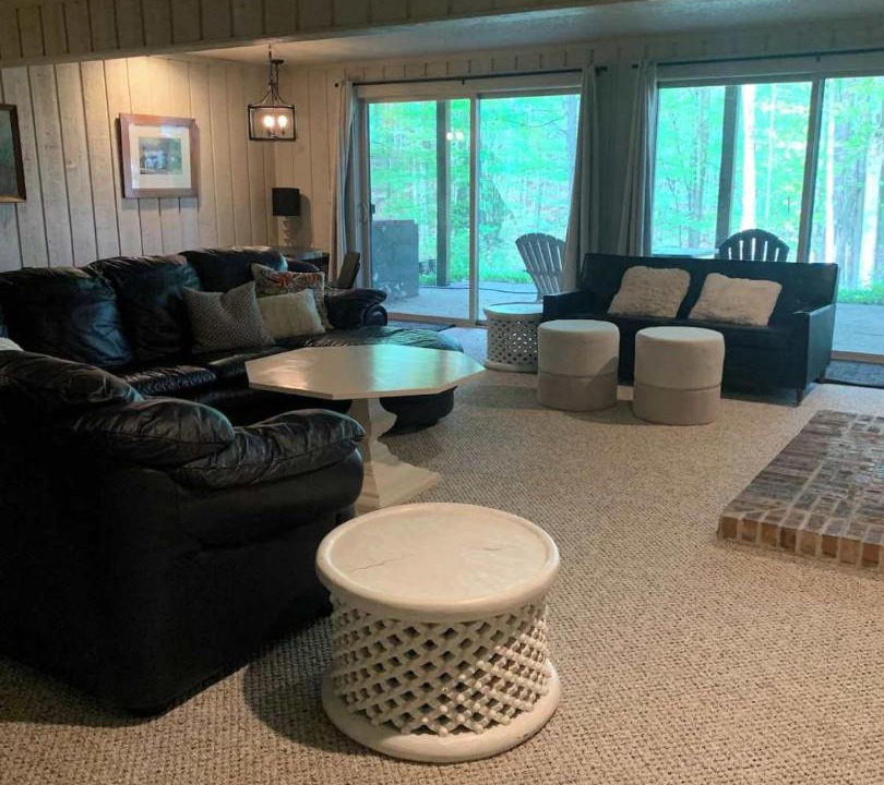 Photo of Livingroom in Bellaire