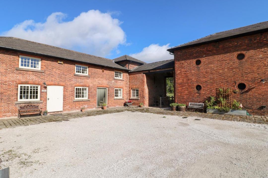 Photo of Others in Eastwood