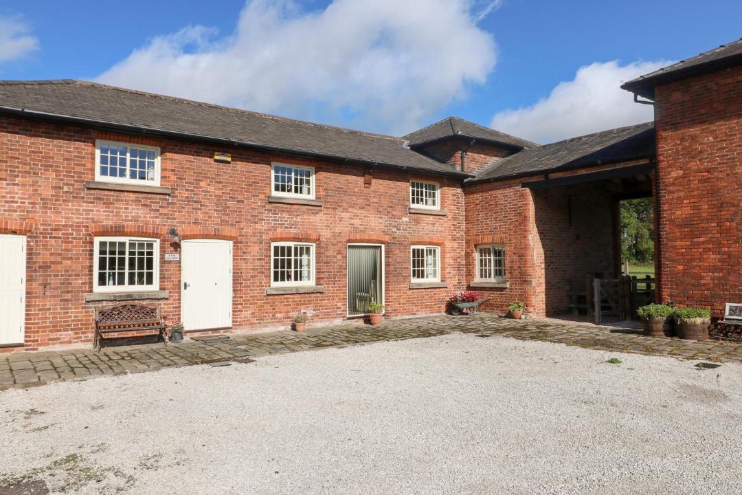 Photo of Others in Eastwood