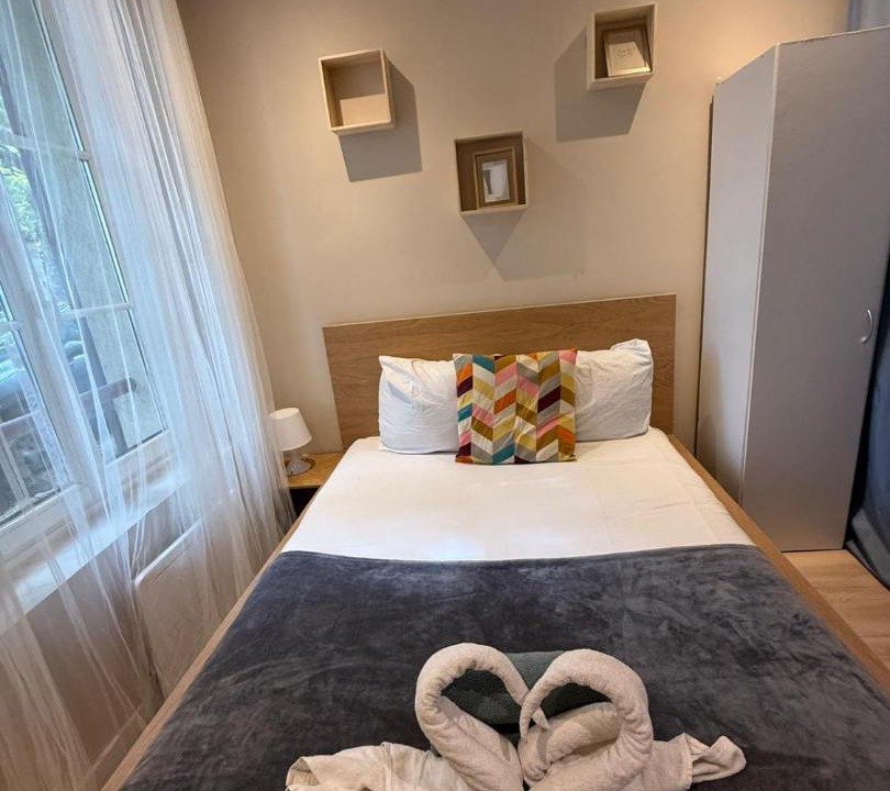 Photo of Bedroom in Le Parc Saint-Maur