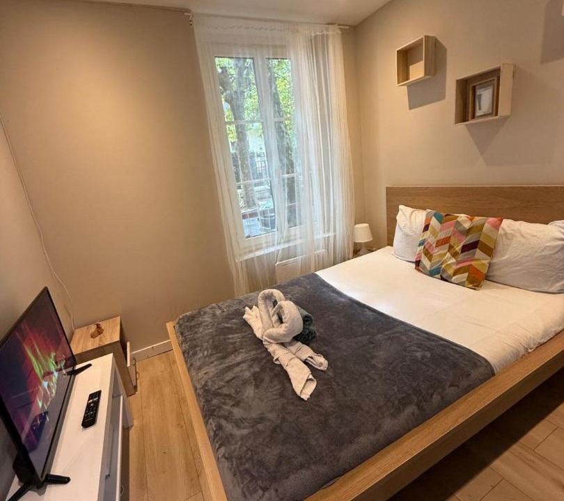 Photo of Bedroom in Le Parc Saint-Maur