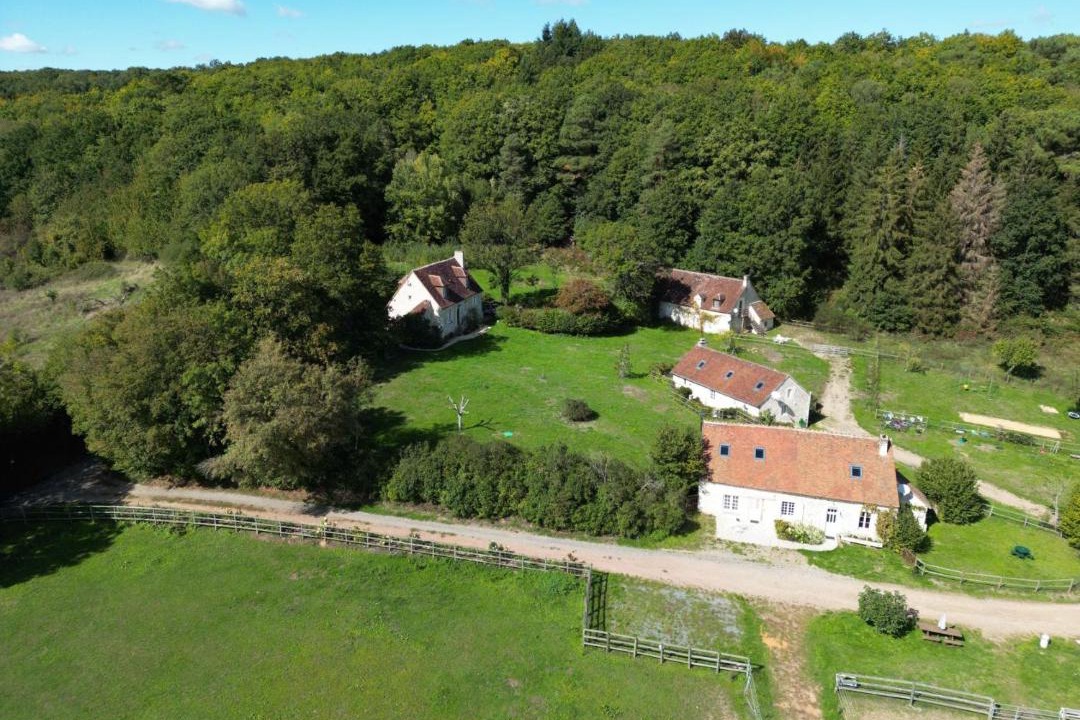 Photo of Others in Colonard-Corubert